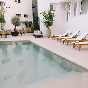 apartamentos-buendia-suites-centro.1costadelsol.com/