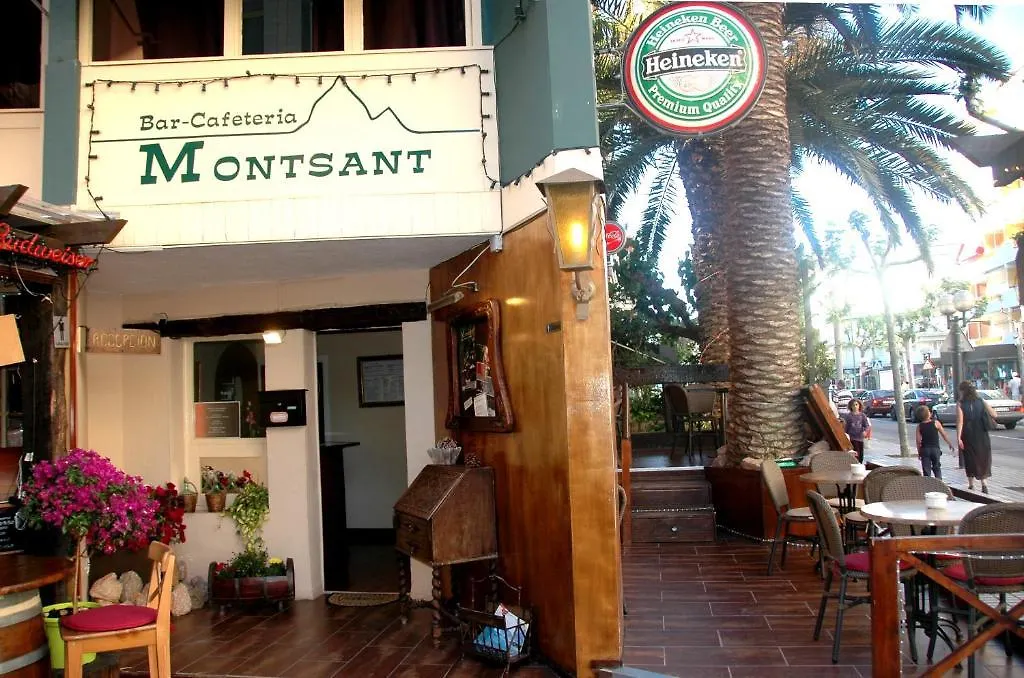 Hostal Montsant Salou Spain