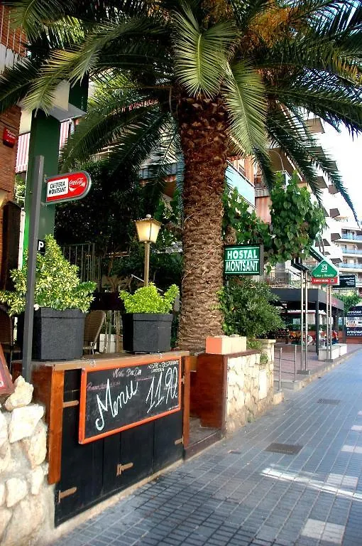 Hostal Montsant Salou Guest house